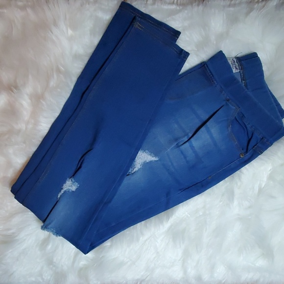 JVINI Denim - 🌻 Distressed Jean Jeggings!